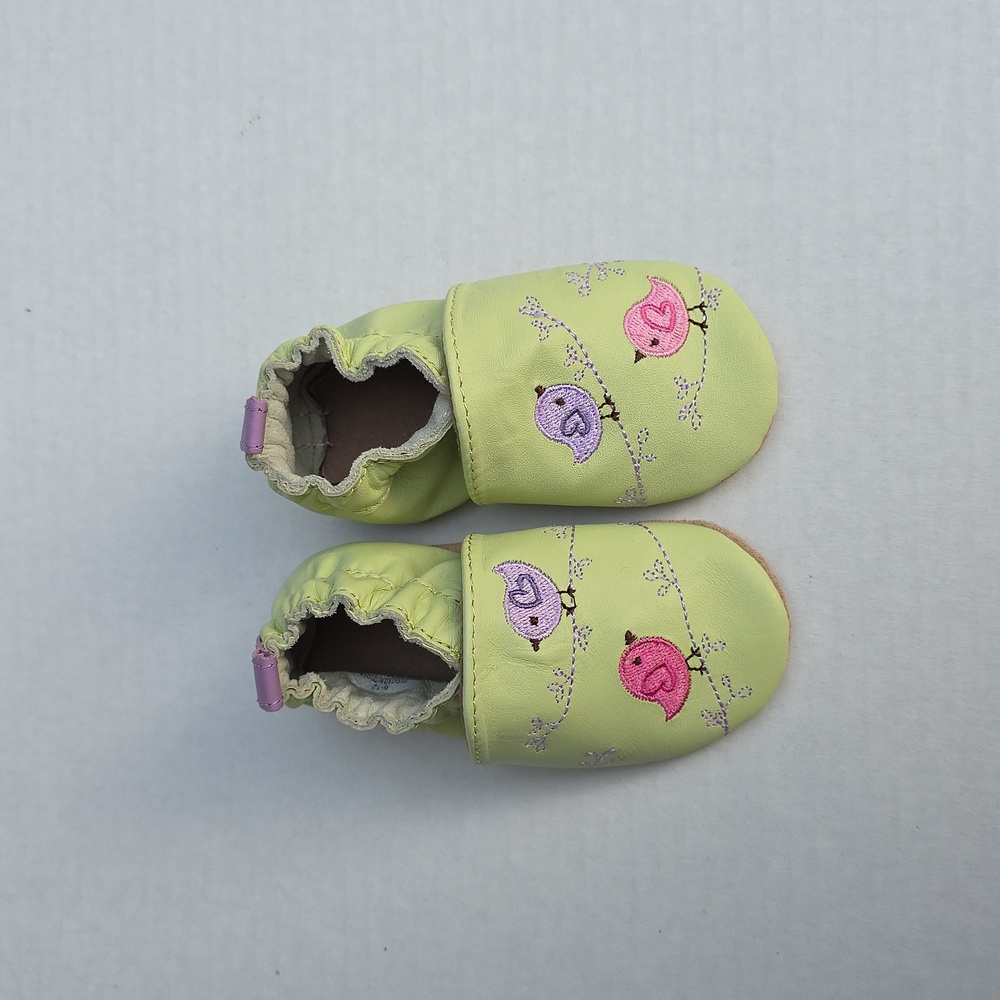 Robeez Perched Pals Lime Green Soft Sole Baby Shoes Pink and Lavendar Birds - Picture 2 of 8